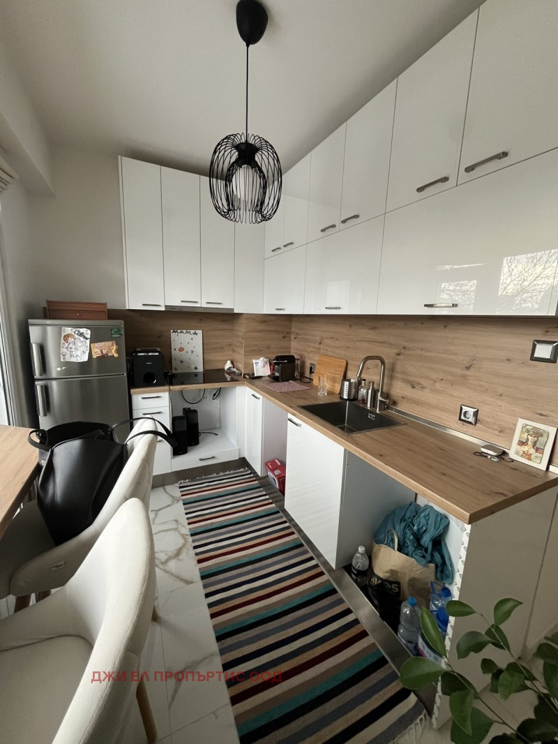 Продава 2-СТАЕН, гр. София, Изток, снимка 2 - Апартаменти - 53042078