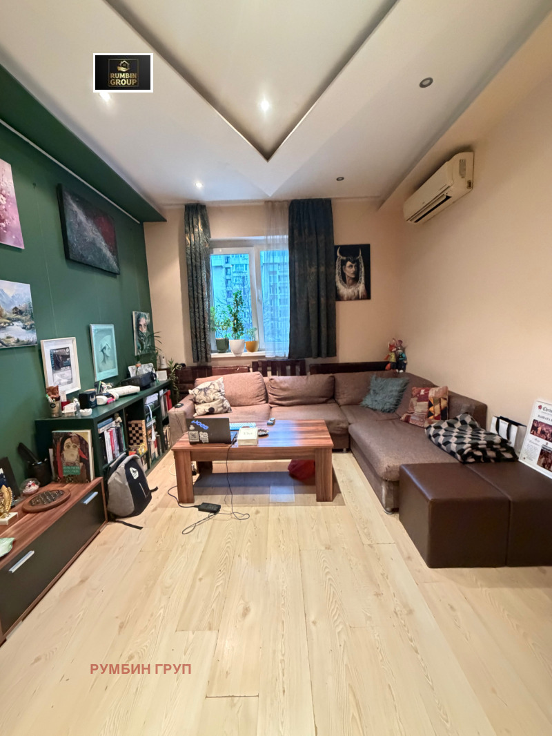 Продава 3-СТАЕН, гр. София, Център, снимка 2 - Апартаменти - 53011827