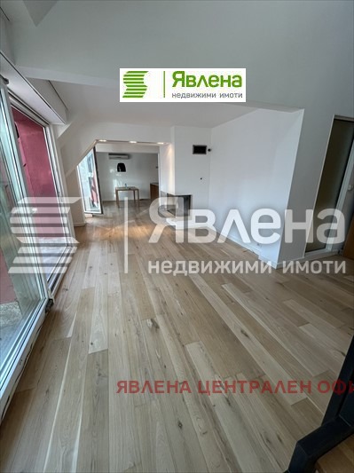 Продава МНОГОСТАЕН, гр. София, Център, снимка 6 - Aпартаменти - 48371851