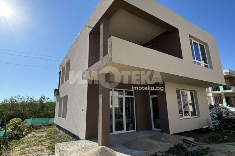 Продава КЪЩА, гр. Варна, м-т Боровец - юг, снимка 5 - Къщи - 48989501