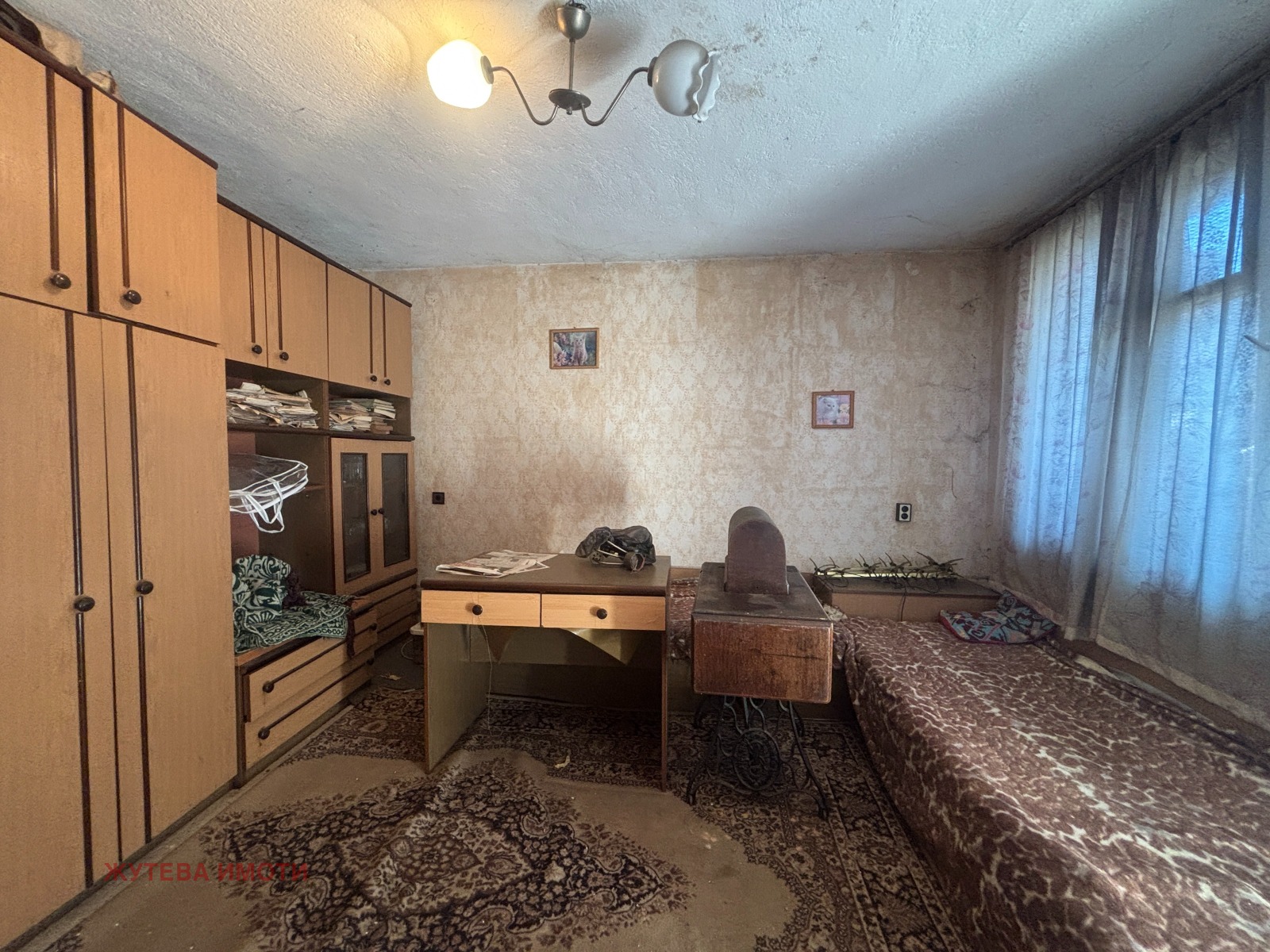 Продава КЪЩА, гр. Карлово, област Пловдив, снимка 13 - Къщи - 55705432