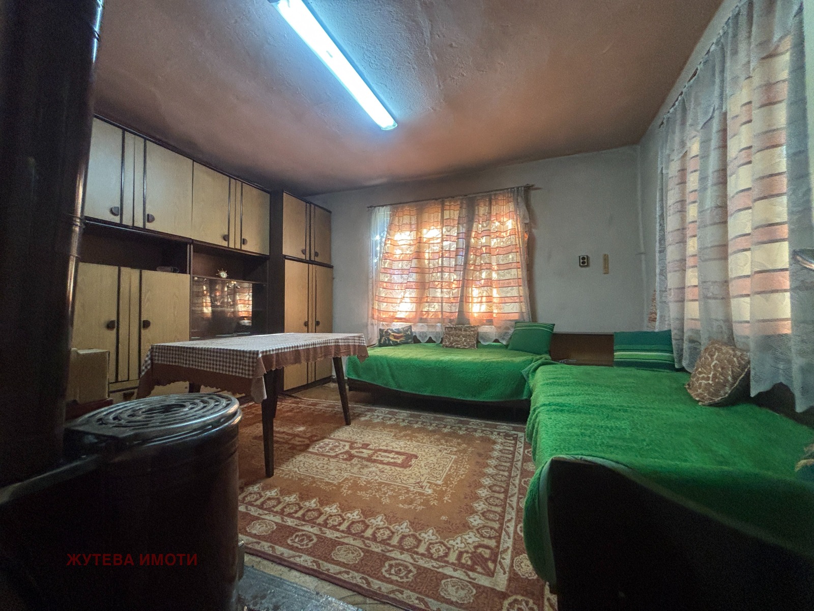 Продава КЪЩА, гр. Карлово, област Пловдив, снимка 3 - Къщи - 55705432