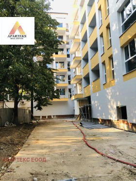 ГАРАЖ, ПАРКОМЯСТО, 71 m2