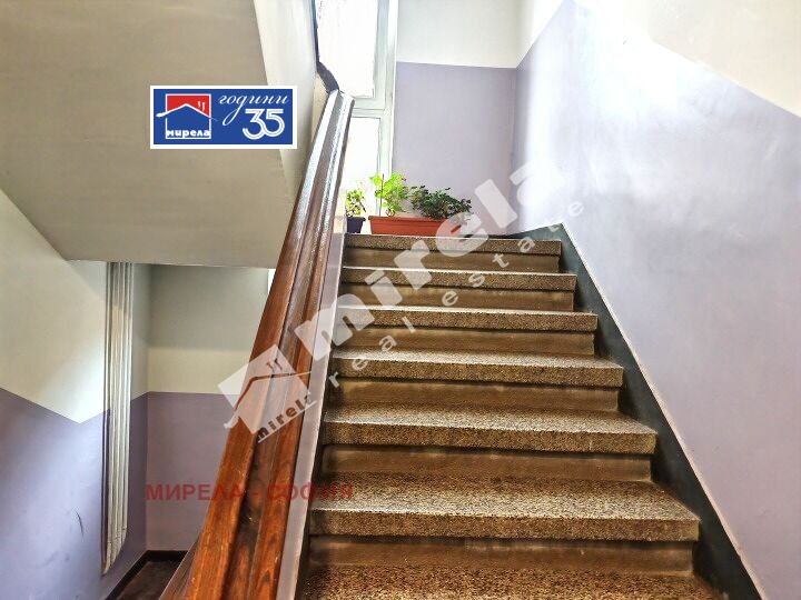 Продава 4-СТАЕН, гр. София, Изток, снимка 14 - Апартаменти - 54108437