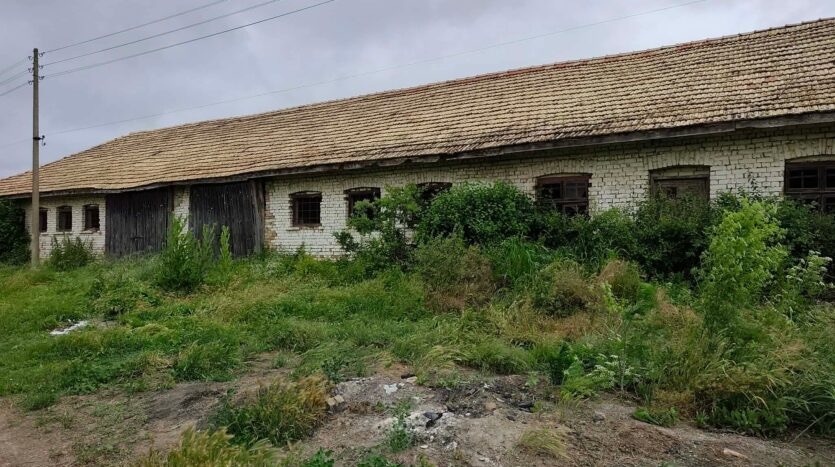 Продава ПРОМ. ПОМЕЩЕНИЕ, с. Манастирци, област Разград, снимка 4 - Производствени сгради - 56197411