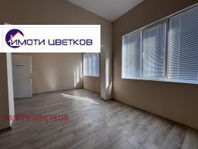 Офис Център, Враца 12