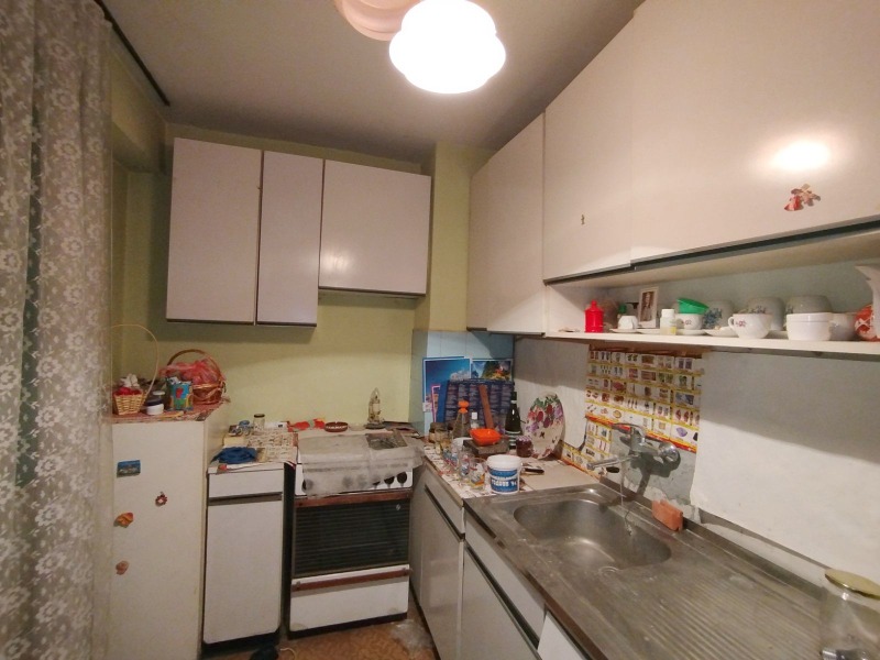 Продава 1-СТАЕН, гр. Русе, Възраждане, снимка 2 - Апартаменти - 52401167