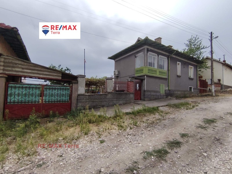 Продава КЪЩА, с. Пелишат, област Плевен, снимка 9 - Къщи - 47061769