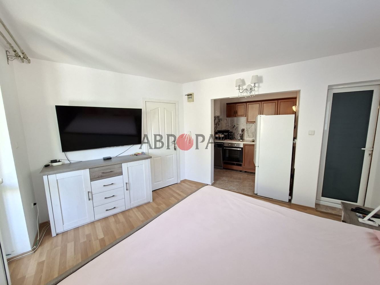 Продава 1-СТАЕН, гр. Свети Влас, област Бургас