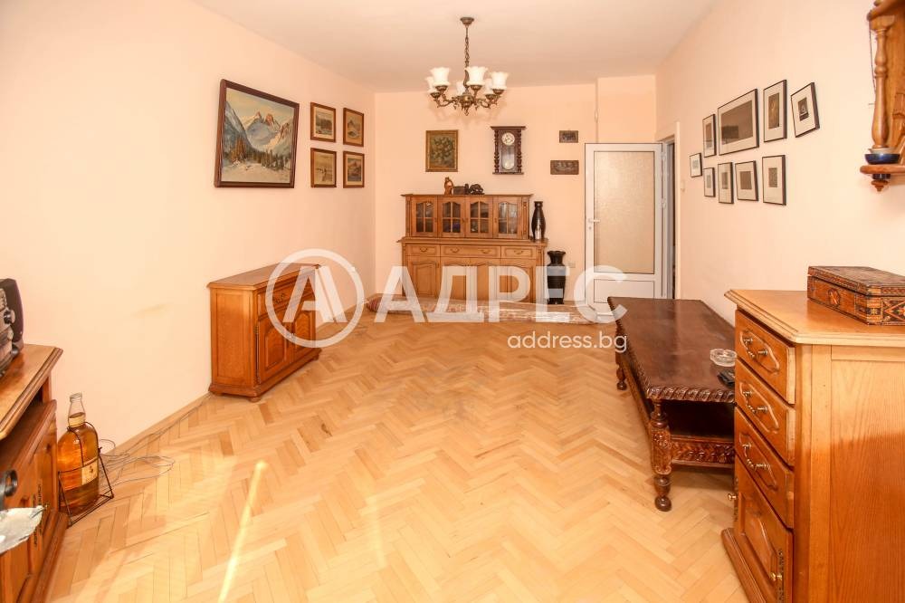 Продава 2-СТАЕН, гр. София, Свобода