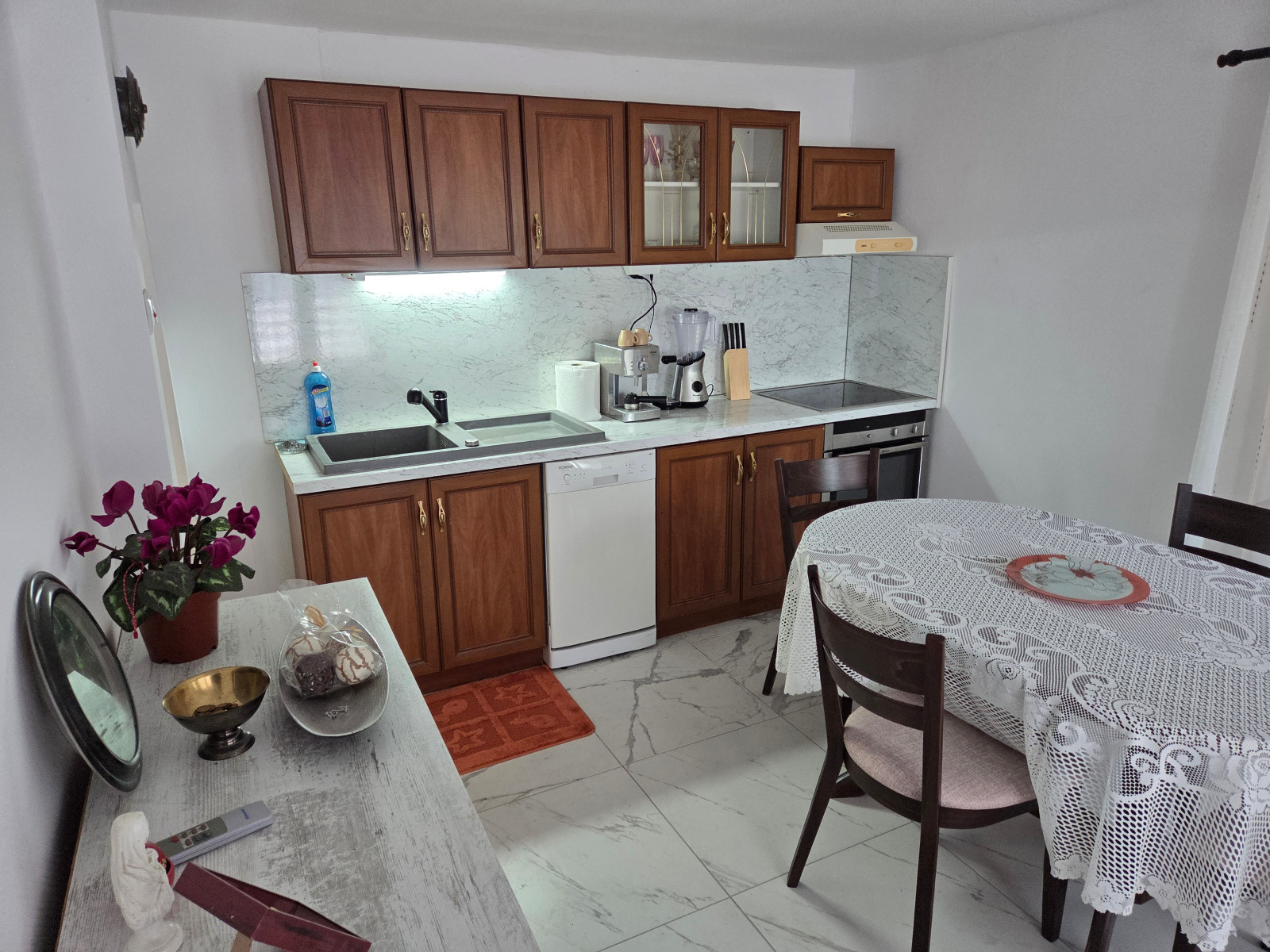 Продава КЪЩА, с. Свобода, област Добрич, снимка 5 - Къщи - 55832071