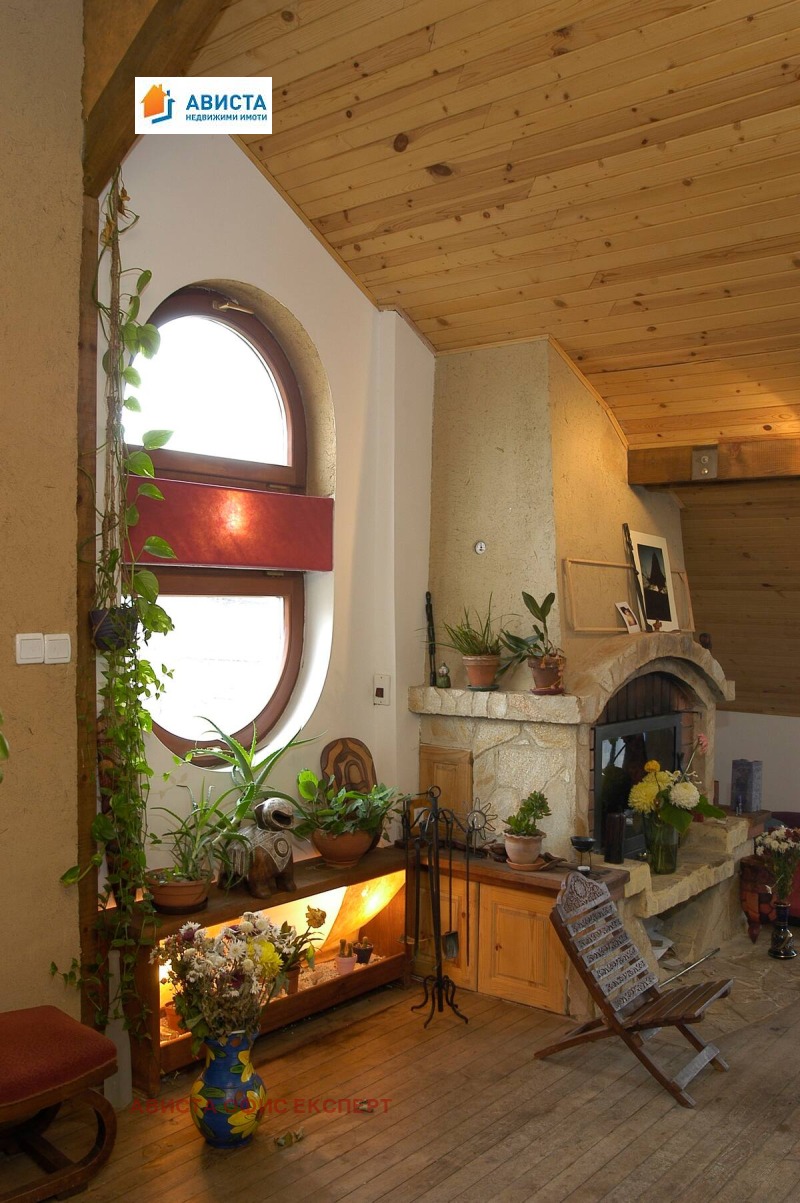 Продава 4-СТАЕН, град София, Център • 370000 € • 84817219 — Holmes.bg