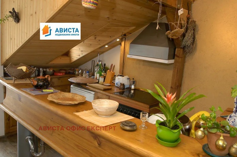 Продава  4-стаен град София , Център , 100 кв.м | 99651342 - изображение [4]