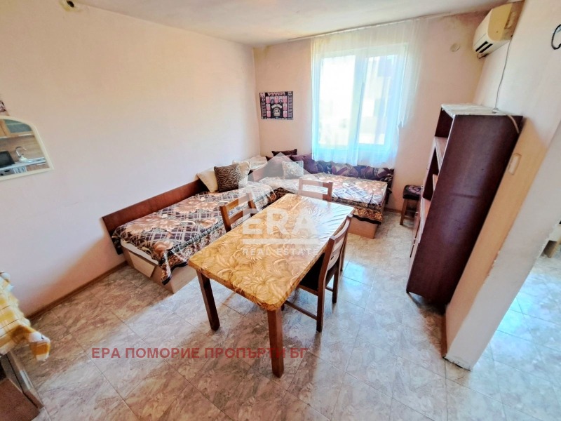 Продава ЕТАЖ ОТ КЪЩА, гр. Поморие, област Бургас, снимка 7 - Етаж от къща - 56018026