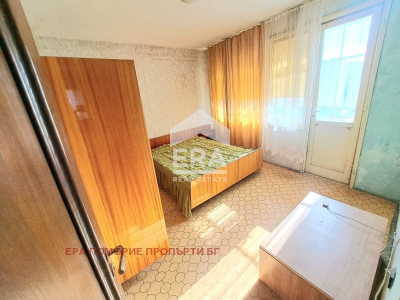 Продава ЕТАЖ ОТ КЪЩА, гр. Поморие, област Бургас, снимка 4 - Етаж от къща - 56018026