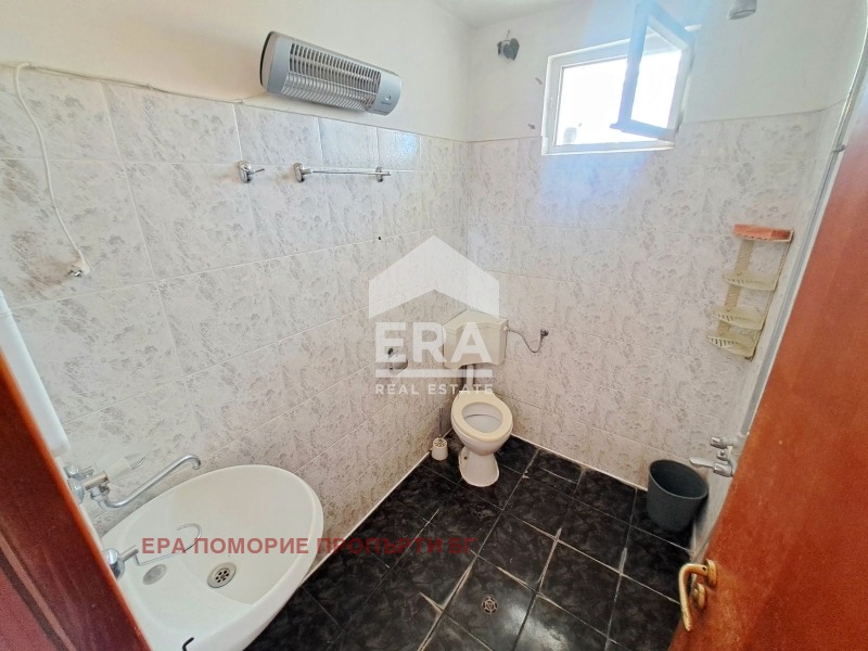 Продава ЕТАЖ ОТ КЪЩА, гр. Поморие, област Бургас, снимка 6 - Етаж от къща - 56018026