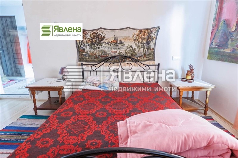 Продава  Къща област Търговище , с. Буховци , 1140 кв.м | 14689011 - изображение [4]