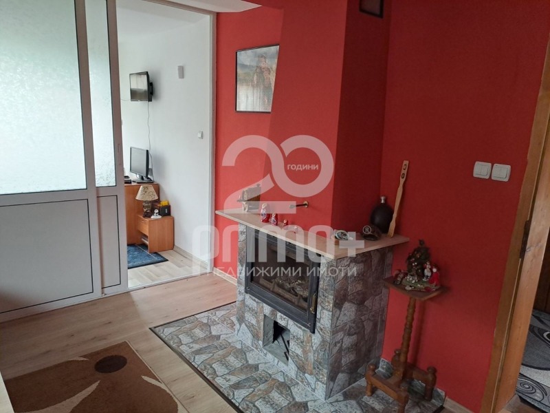 Продава КЪЩА, с. Дрен, област Перник, снимка 2 - Къщи - 53419050