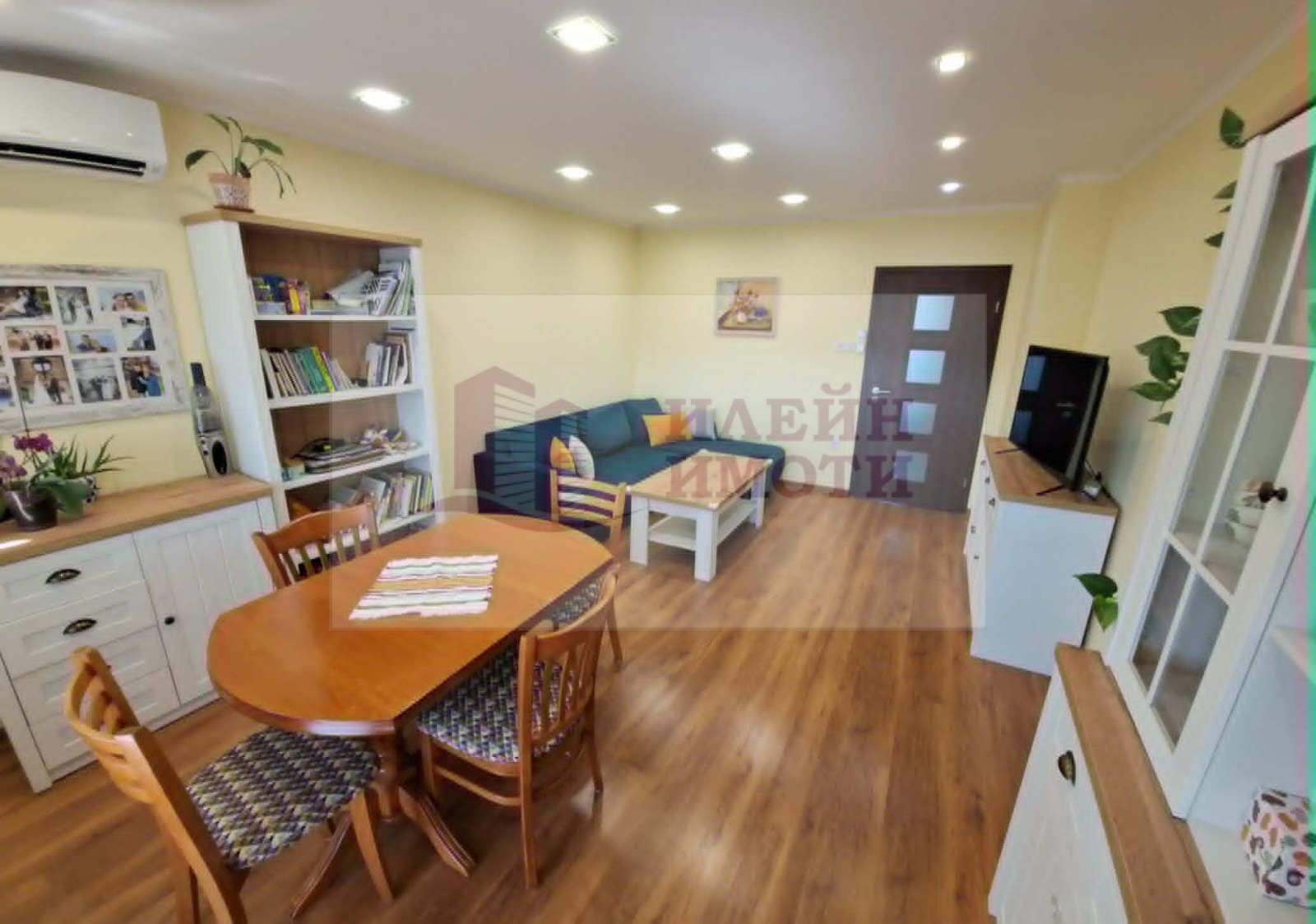 Продава 3-СТАЕН, гр. Русе, Широк център, снимка 3 - Апартаменти - 55010398