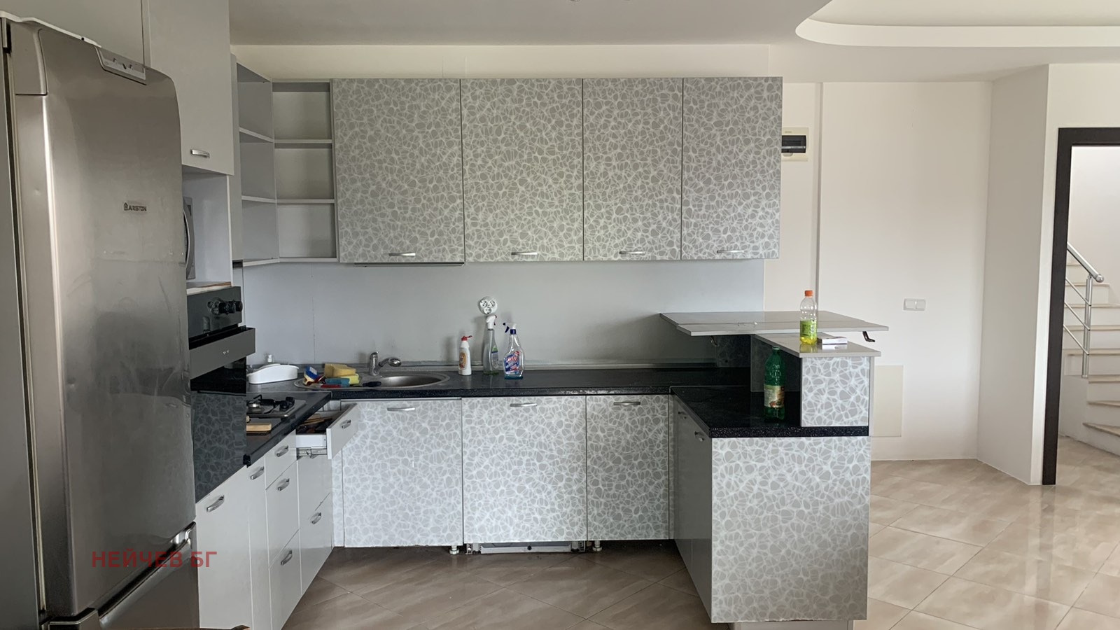 Продава КЪЩА, гр. София, гр. Нови Искър, снимка 2 - Къщи - 54694314