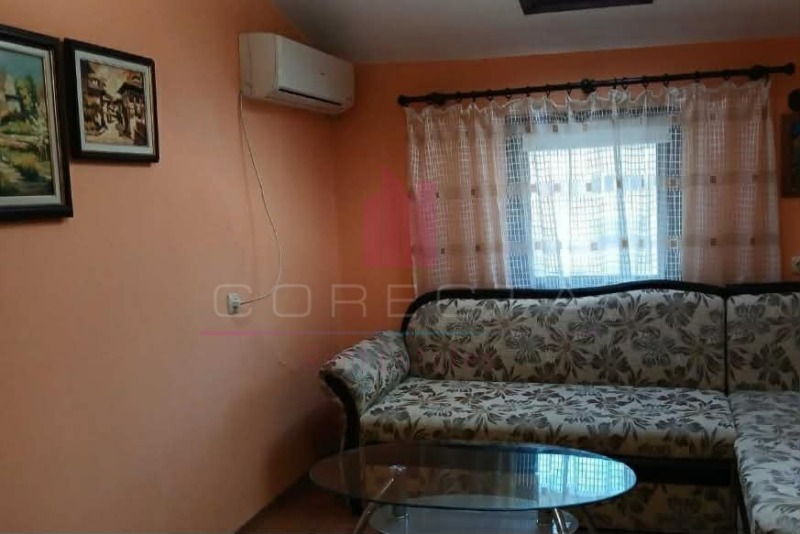 Продава АТЕЛИЕ, ТАВАН в град Русе, Дружба 3 - 30 кв.м / 45 000 € » 88 012.35 лв., КОРЕКТА ЕСТЕЙТ
