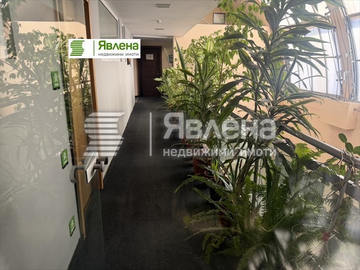 Продава ОФИС, гр. Бургас, Център, снимка 3 - Офиси - 55053097