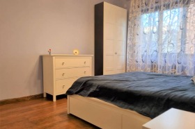 1 quarto Centar, Sofia