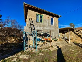 Casa Skalsko, regione Gabrovo 1