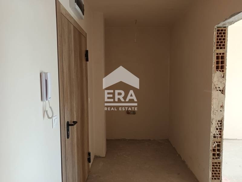 Продава 2-СТАЕН, гр. Варна, Изгрев, снимка 3 - Апартаменти - 52439339