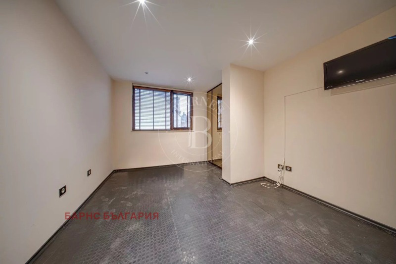 Продава 3-СТАЕН, гр. София, Хиподрума, снимка 17 - Апартаменти - 52670731