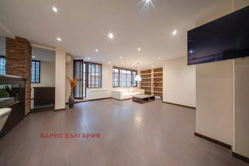 Продава 3-СТАЕН, гр. София, Хиподрума, снимка 2 - Апартаменти - 52670731