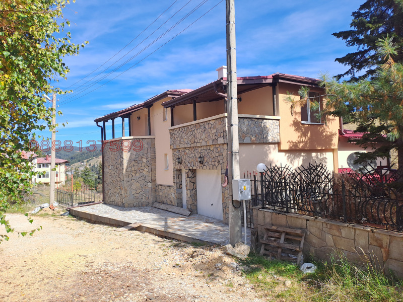 Продава ВИЛА, с. Стойките, област Смолян, снимка 2 - Вили - 53218363