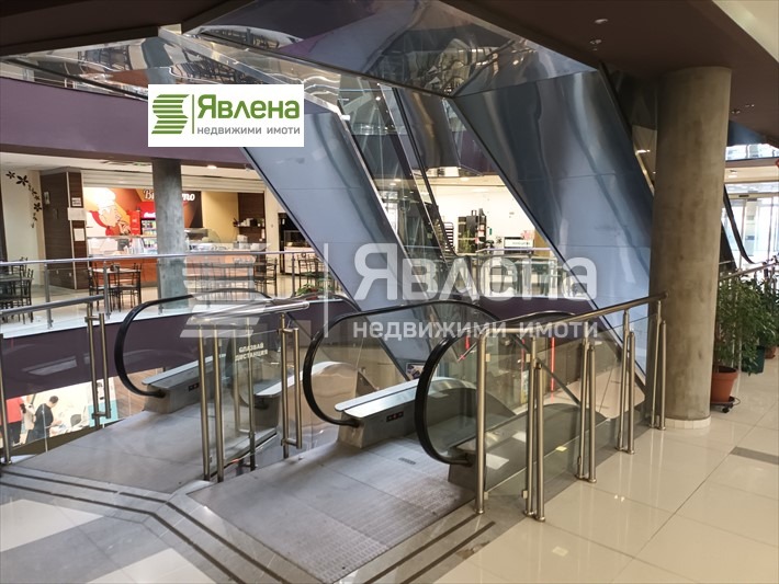 Till salu  affär Sofia , Mladost 3 , 27 kvm | 47567324 - bild [4]