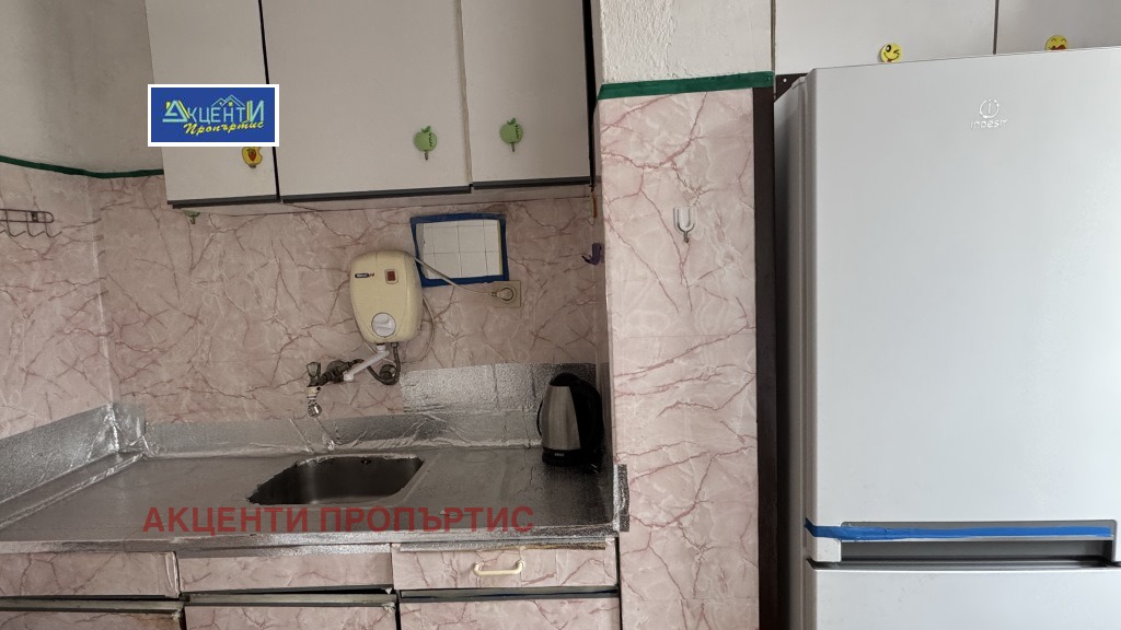 Продава 3-СТАЕН, гр. Велико Търново, Център, снимка 2 - Апартаменти - 54638187
