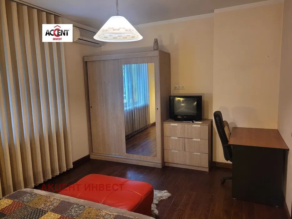 Продава МНОГОСТАЕН, гр. Варна, Център, снимка 5 - Апартаменти - 54846239