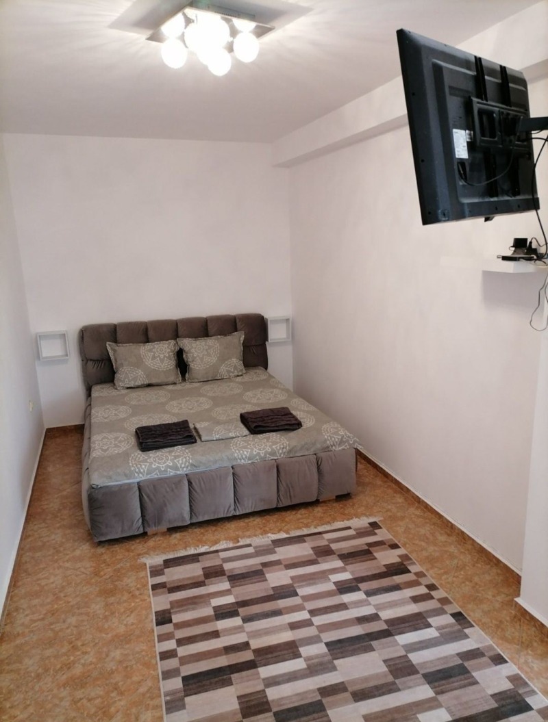 En venta  1 dormitorio región Burgas , Pomorie , 75 metros cuadrados | 76453000 - imagen [3]