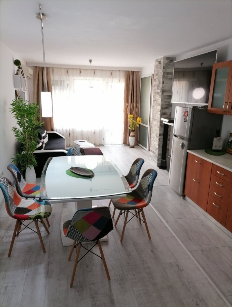 Te koop  1 slaapkamer regio Boergas , Pomorie , 75 m² | 76453000