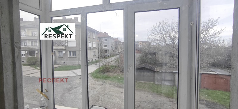 Продава 3-СТАЕН, гр. Гълъбово, област Стара Загора, снимка 2 - Апартаменти - 52652676