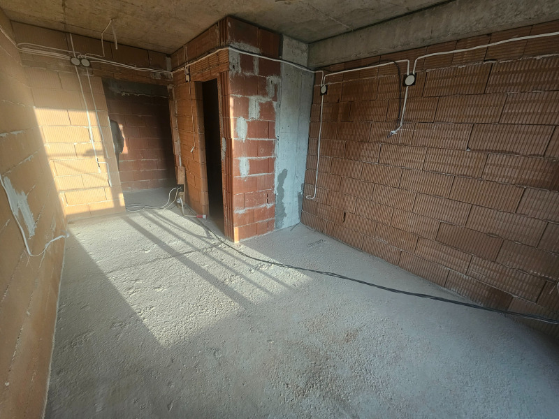 Продава 3-СТАЕН, гр. Варна, Изгрев, снимка 3 - Апартаменти - 53021189