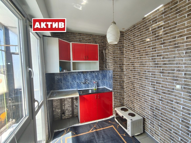 Продава 1-СТАЕН, гр. Търговище, Запад 2, снимка 2 - Апартаменти - 52740804