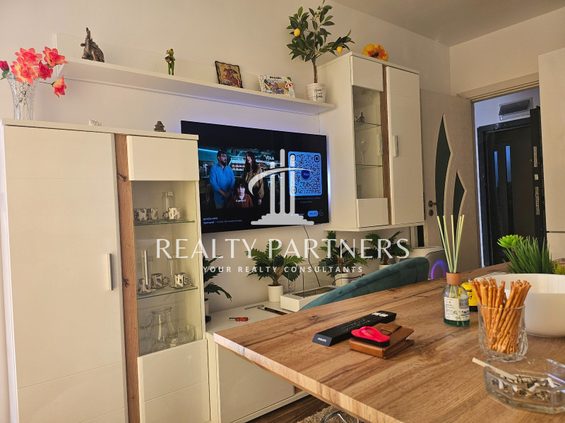 Eladó  1 hálószoba Pernik , Iztok , 60 négyzetméter | 61964541