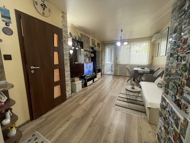 На продаж  2 спальні Варна , Възраждане 3 , 78 кв.м | 73911470 - зображення [2]