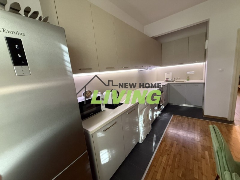 Продава 3-СТАЕН, гр. Пловдив, Център, снимка 2 - Апартаменти - 52390043