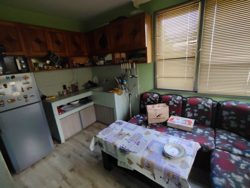 Продава  4-стаен град Варна , Галата , 100 кв.м | 77074430 - изображение [6]