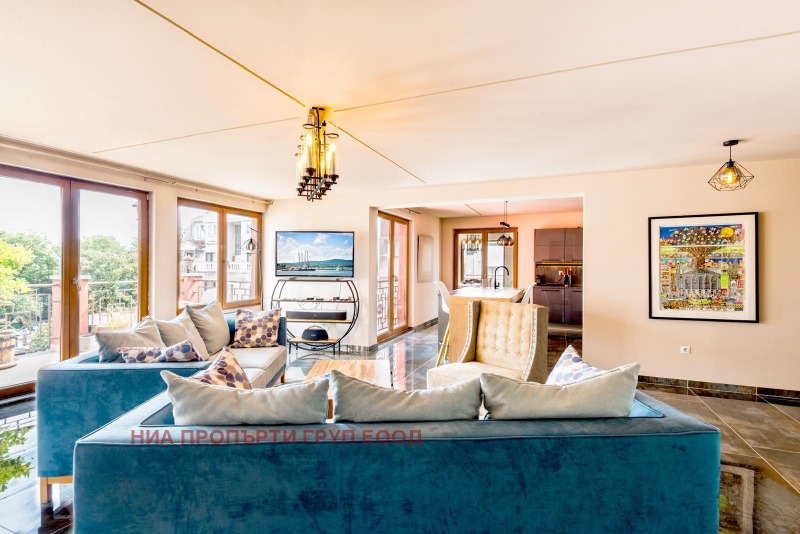 Te koop  3+ slaapkamer Burgas , Tsentar , 337 m² | 14620303 - afbeelding [11]