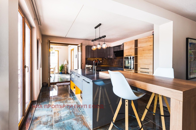 Te koop  3+ slaapkamer Burgas , Tsentar , 337 m² | 14620303 - afbeelding [12]