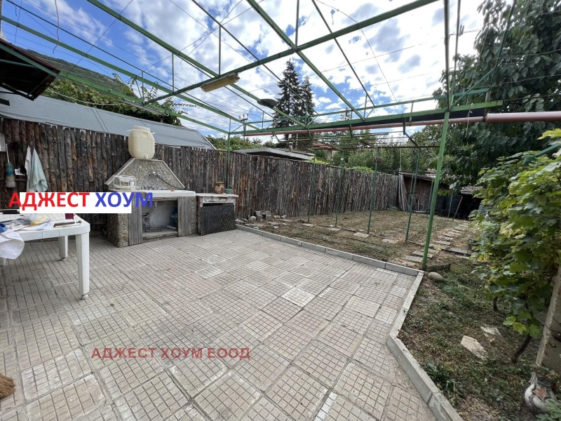 Продава КЪЩА, с. Осмар, област Шумен, снимка 4 - Къщи - 44857696
