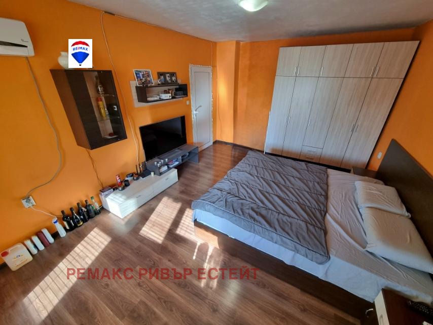 Продава 3-СТАЕН, гр. Русе, Дружба 3, снимка 2 - Апартаменти - 51675588