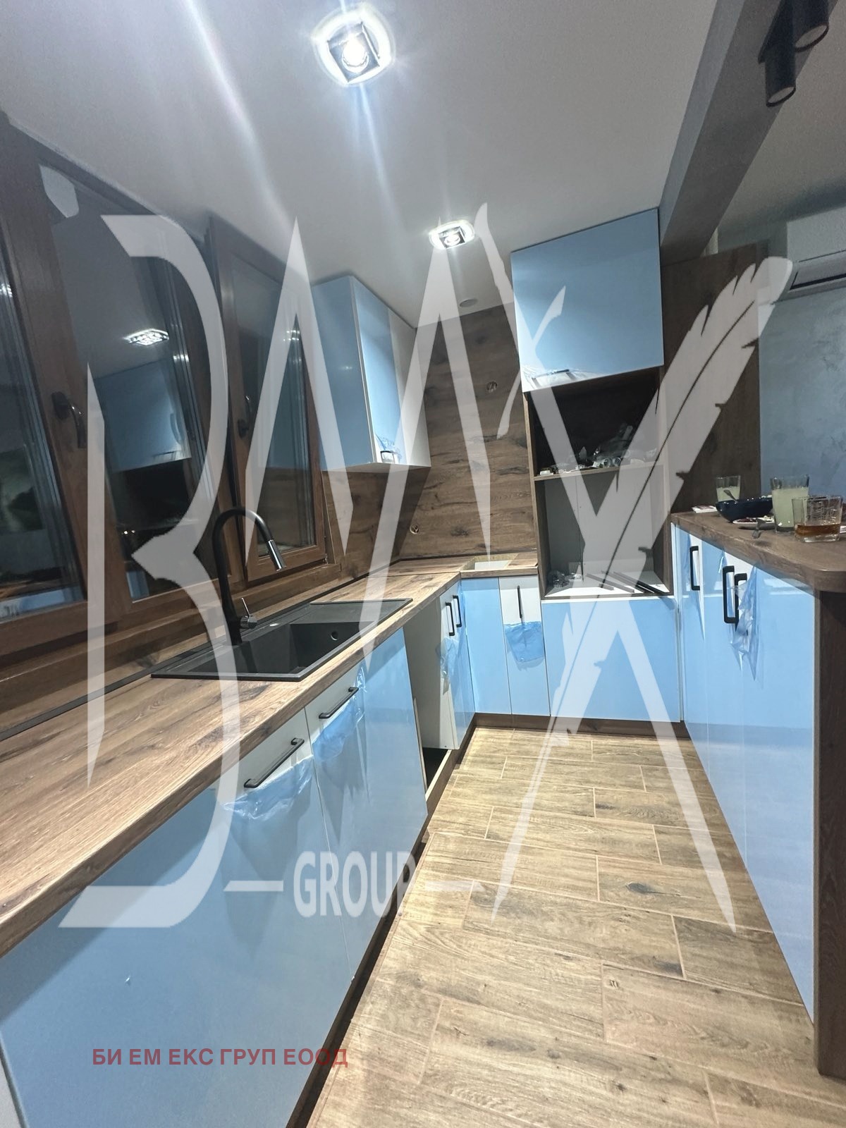 Продава 3-СТАЕН, гр. София, Света Троица, снимка 2 - Апартаменти - 53901007