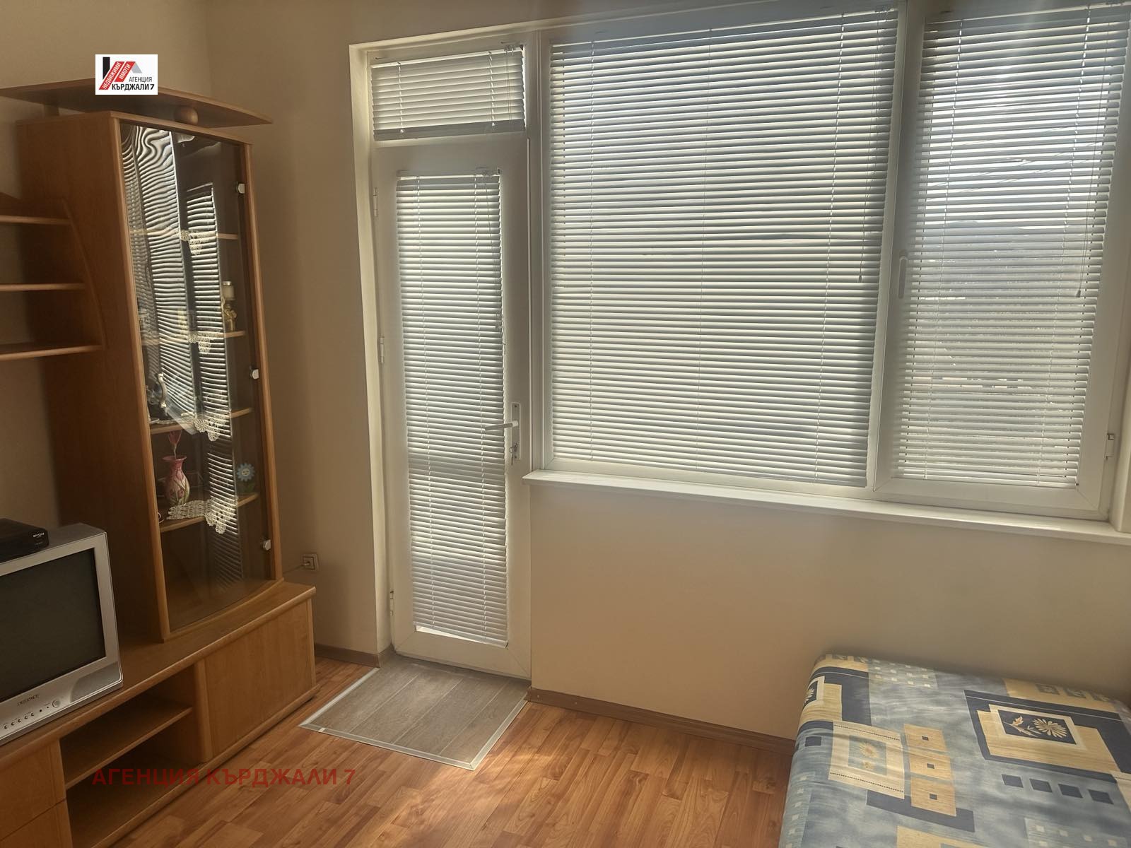 Продава 3-СТАЕН, гр. Кърджали, Център, снимка 8 - Апартаменти - 54325607